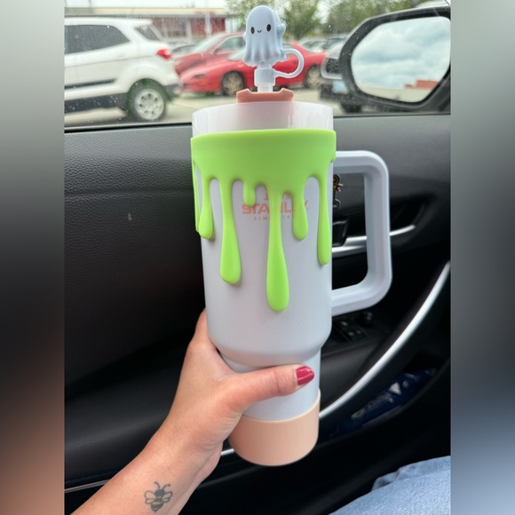 *VIRAL* Green slime tumbler sleeve from target dollar spot - Picture 1 of 2